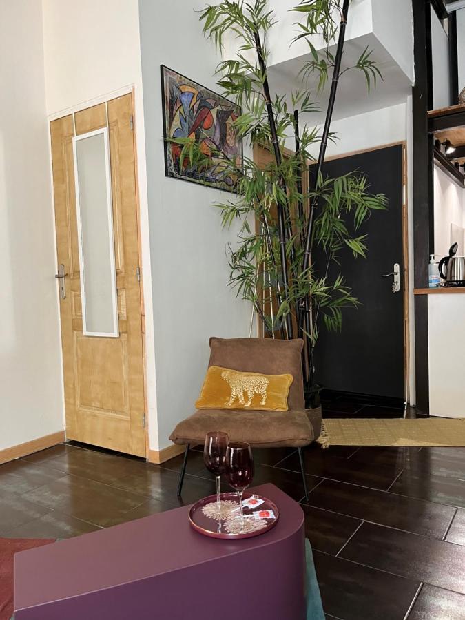 Appartement Atypique Cosy Entre Terre & Mer Marsilia Exterior foto